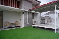 De Rif's Villa Batu Các khách sạn ở Junrejo