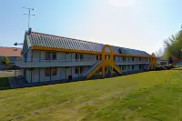 Premiere Classe Chantilly Sud - Luzarches Hotel a Luzarches
