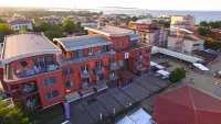 Red Hotel - Lozenetz