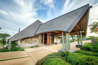 Mavela Game Lodge Hotels in Mkuze