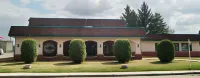 Colonial Inn Hotels near Brandon Municipal Airport