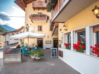 Albergo alla Costa Hotel a Ledro