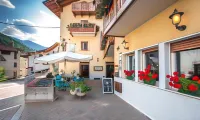 Albergo Alla Costa Hotels in Ledro