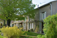 Les Noyers Aulnay Hotels in Aulnay