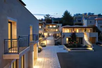 Margo Beach Hotel