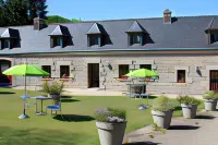 Domaine de Lesvaniel Hotels in Plonevez-Porzay