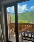 Verin Tun Hotels in Gosh