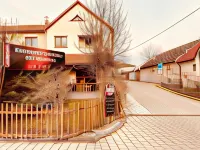 Rusovský Penzión Hotel di Bratislava V