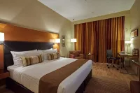 Turyaa Chennai - Rooftop Pools