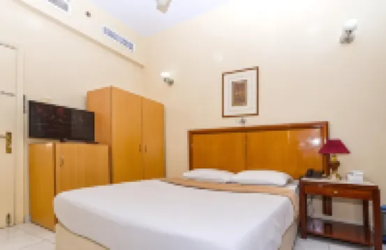 โรงแรมรอยัลตัน