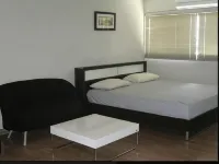 Room in Guest Room - Chan Kim Don Mueang Guest House, 550 Yards from Impact Muang Thong Thani