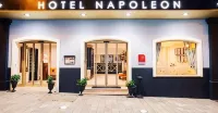 Napoleon Hotel berhampiran Plage du Trottel