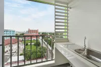 B32 Apartment Hotels in Samut Prakan