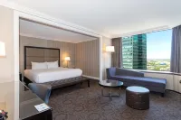 Sandman Signature Edmonton Downtown Hotel فنادق في إدمونتون