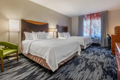 Fairfield Inn & Suites Holiday Tarpon Springs Hotels in New Port Richey