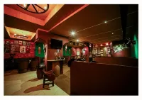 Poppys Hotel Madurai - bar