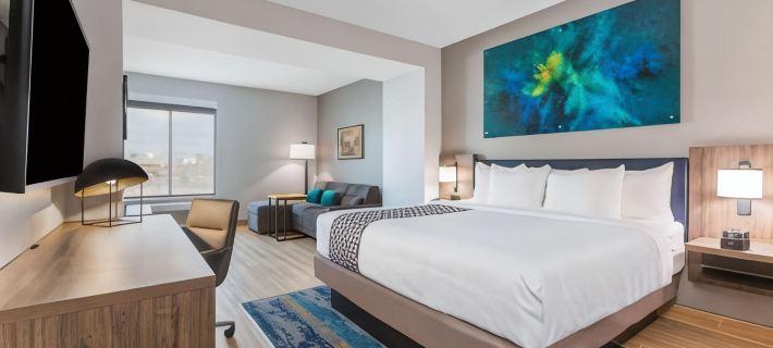 La Quinta Inn & Suites by Wyndham Galveston West Seawall Hotels in Galveston