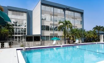EnVision Hotel Miami International Airport