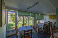 Hotel Teresinha - 3-Star