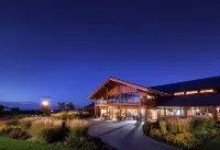 Green Inn Hotel Hotels in 