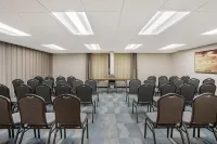 La Quinta Inn & Suites by Wyndham Columbus MS Hotels in Columbus