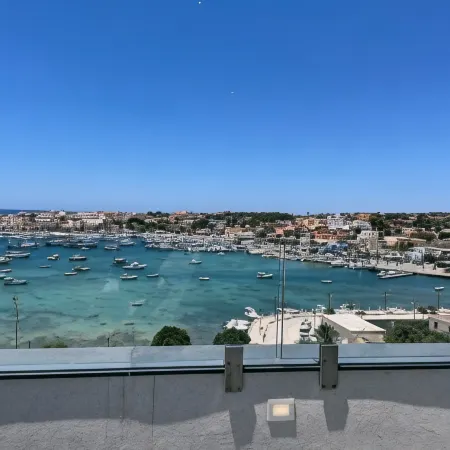 B&B Giro di Boa Отели рядом с достопримечательностью «Пляж Кала-Мадонна»