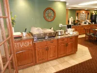 AmericInn by Wyndham McAlester - breakfast