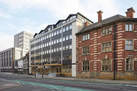 Humber Lofts Apartments Отели рядом с достопримечательностью «Университет Халл»