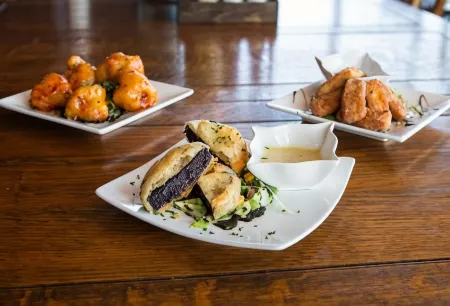 Loch Lomond Hotel Отели рядом с достопримечательностью «Luss Parish Church»