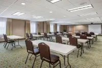 Comfort Suites North