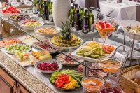 Crystal Palace Hotel - Desayuno