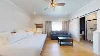 The Surf Club