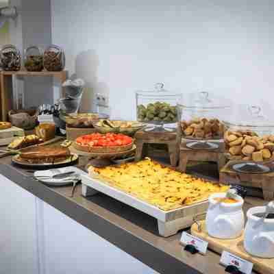 La Résidence Santa Maria Dining/Meeting Rooms