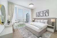 Vogue - Dubai Frame View