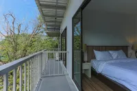 A Plus Hotel - Hostels