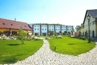Statek 1738 Hotels in Liblice