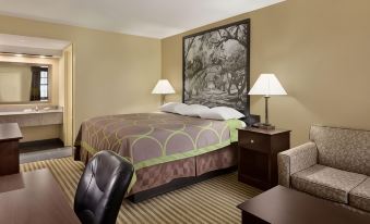 Super 8 by Wyndham Ruston