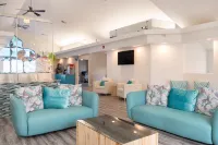 Sparkling Community Pools and Screened-in Balcony - Exquisite Paradise Retreat