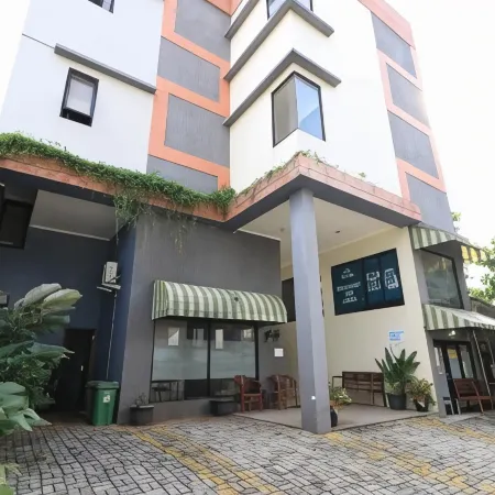 Stay 'd Pondok Indah