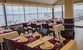 Çanak Hotel