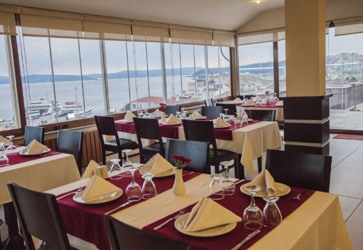 5. 카나크 호텔..