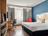 Holiday Inn Express Milan - Malpensa Airport Hotels in Сомма-Ломбардо