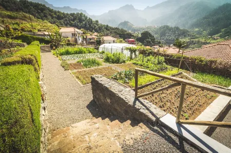 Solar da Bica Отели в г. Lombo Do Moleiro