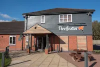 Walsall (M6, J10) Hotels near Double Deuce Firing Range & Gun Shop