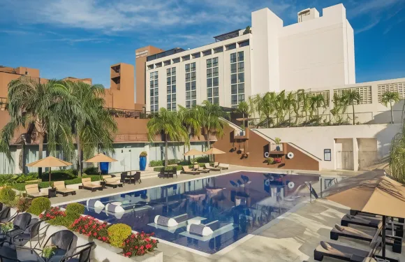 聖多明戈巴塞羅酒店