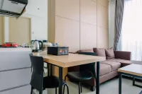Comfortable 1Br Tree Park Apartment by Tarvelio