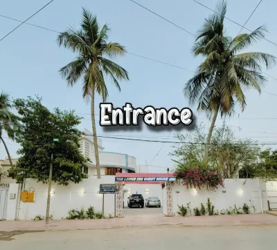 The Lodge Inn Hotel di 