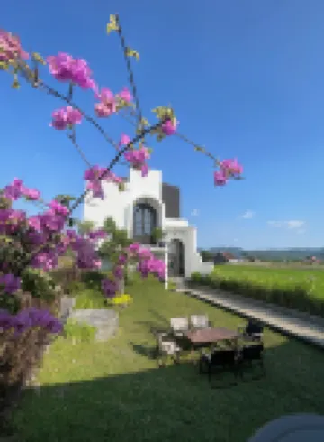 The Sun & The Hills, Luxury Villa in Yogyakarta