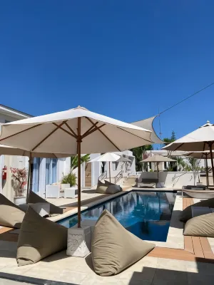 Mahamaya Gili Meno Hotels near Gili Meno island