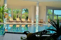 Royal Garden Palace - Families and Couples - 5-Star